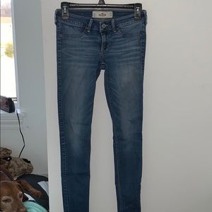 Hollister skinny jeans